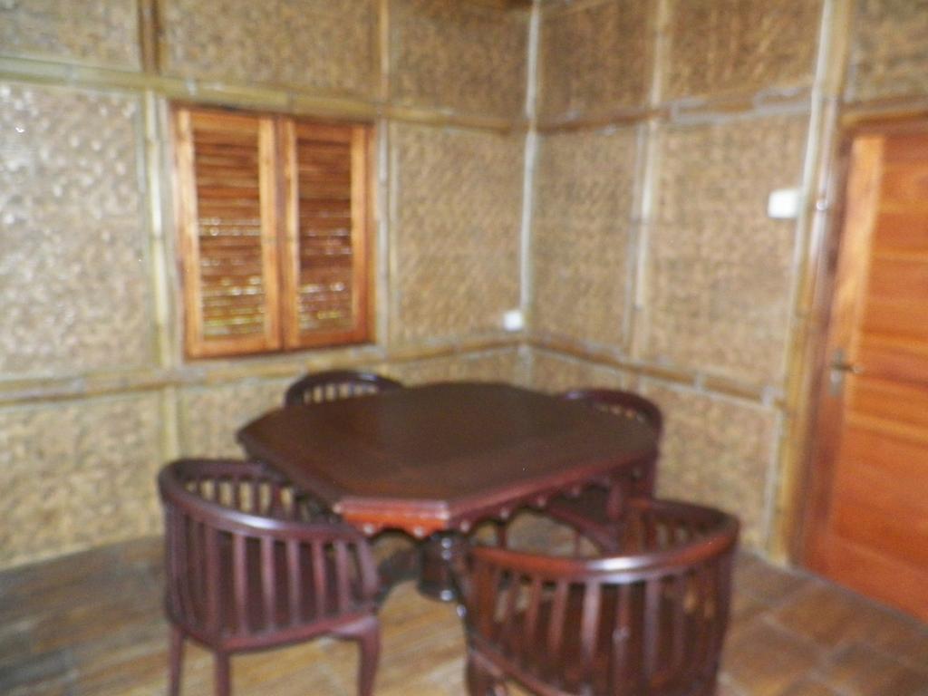 Villa Kampung Karuhun Sutan Raja Bandung Kamer foto