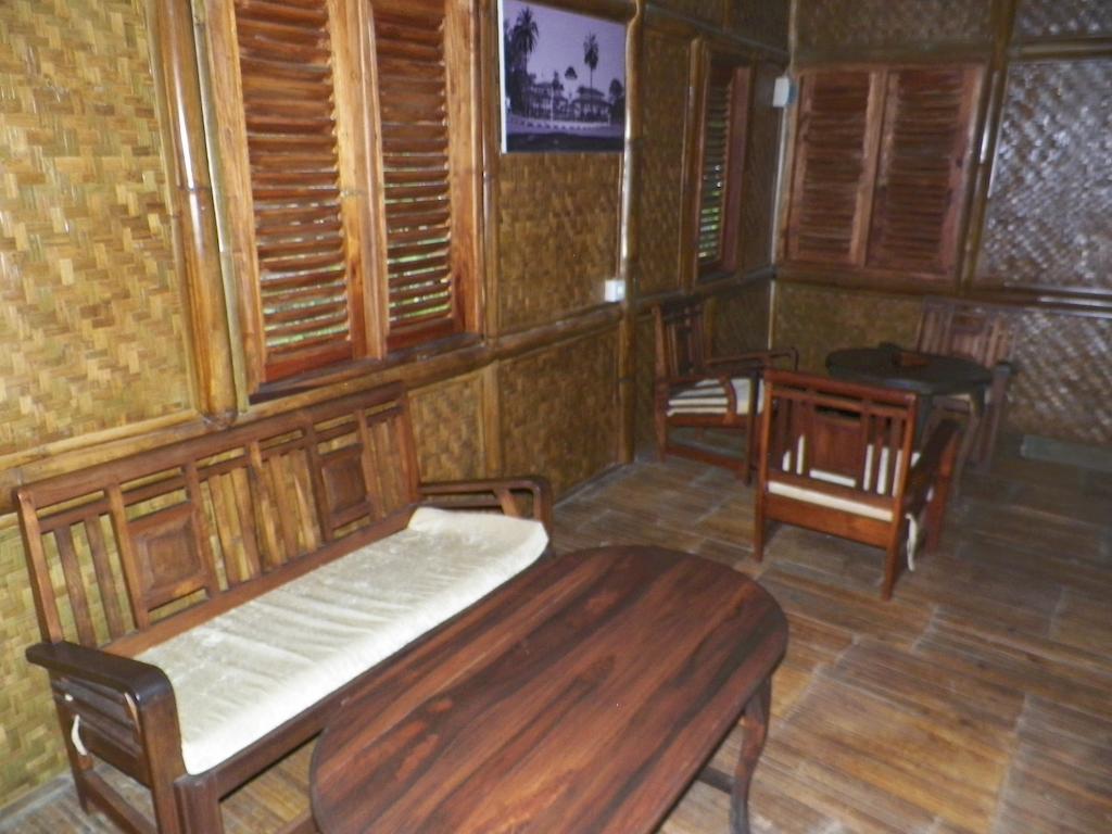 Villa Kampung Karuhun Sutan Raja Bandung Kamer foto